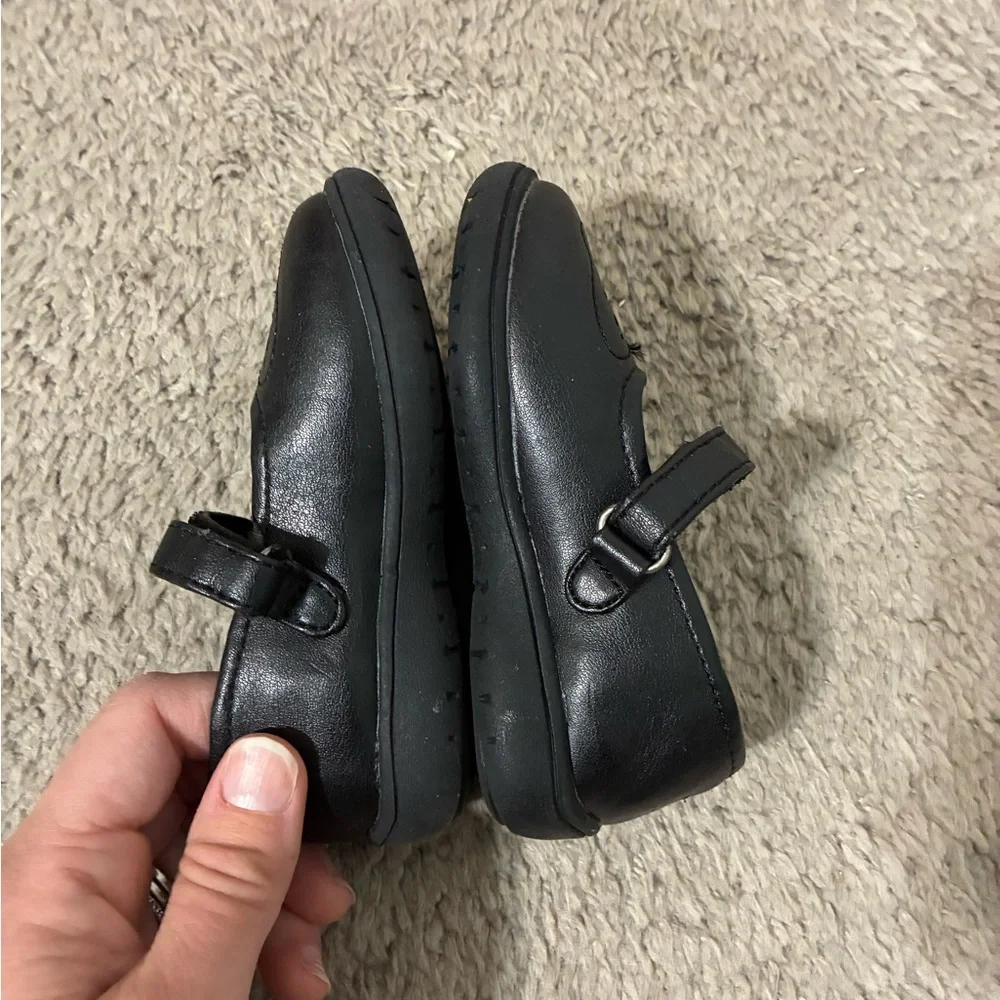Cherokee charming black